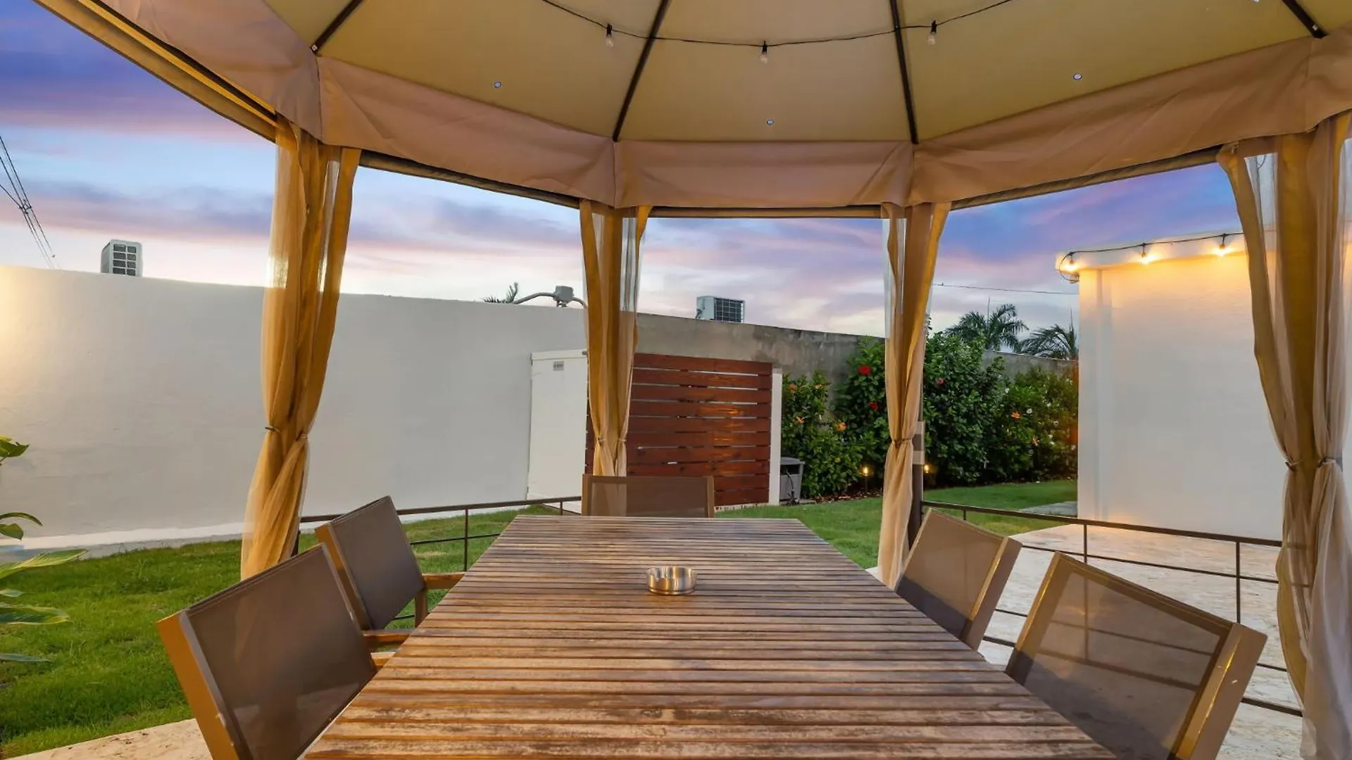 Casa Larimar With Pool And Solar System Near Beach Фахардо