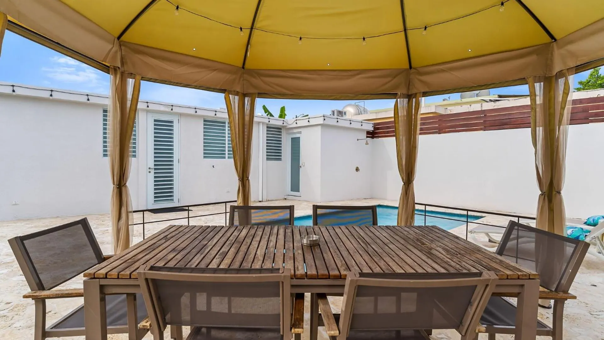 Casa Larimar With Pool And Solar System Near Beach Фахардо