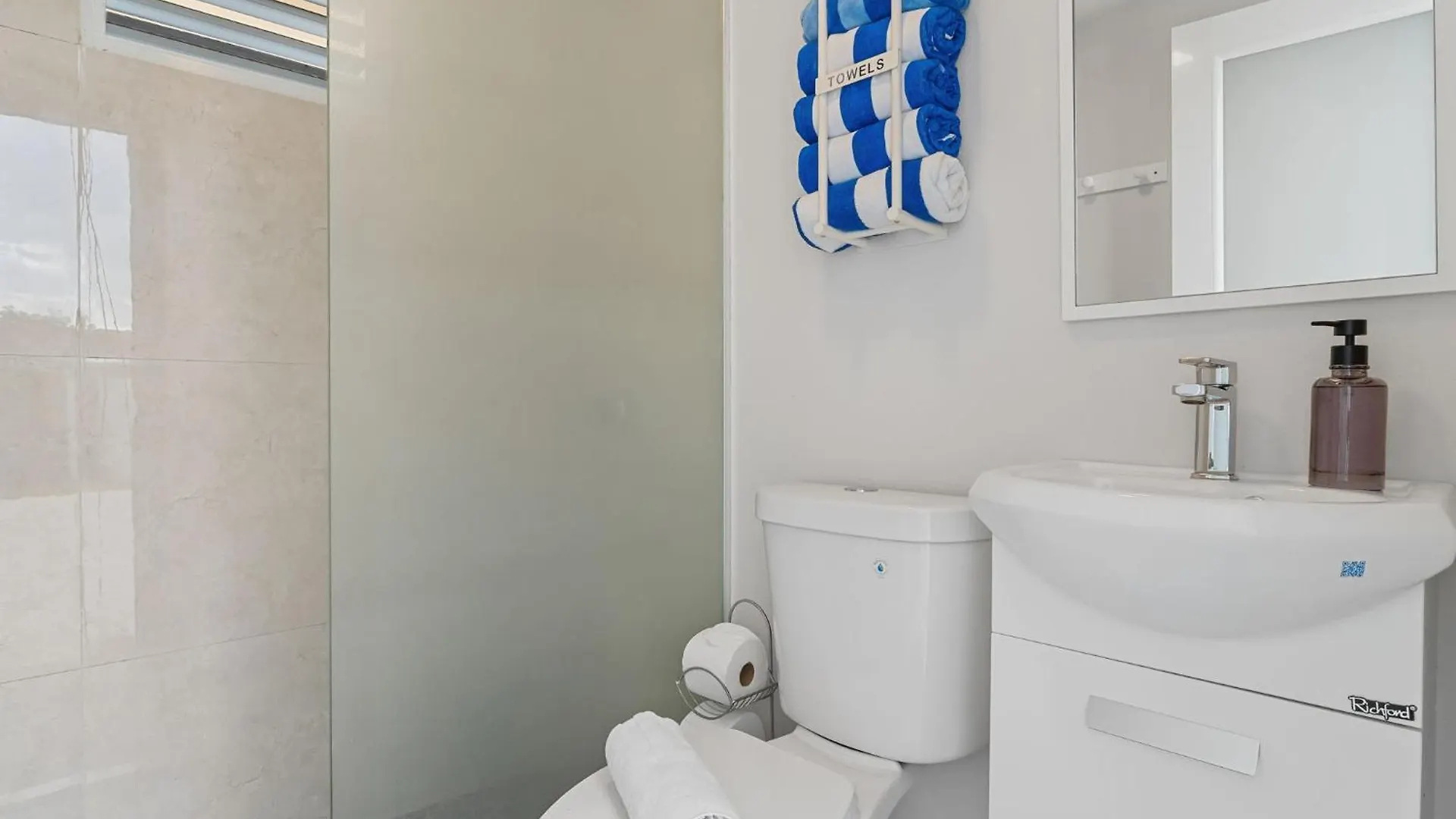 Casa Larimar With Pool And Solar System Near Beach Фахардо Вилла